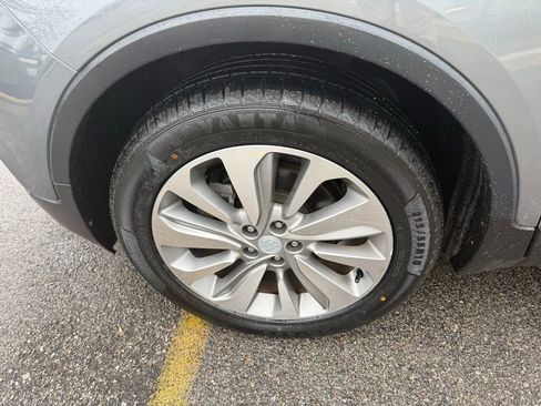 Used 2019 Buick Encore Preferred image 37