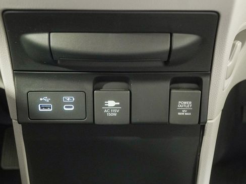 New 2026 Honda Odyssey Touring image 42