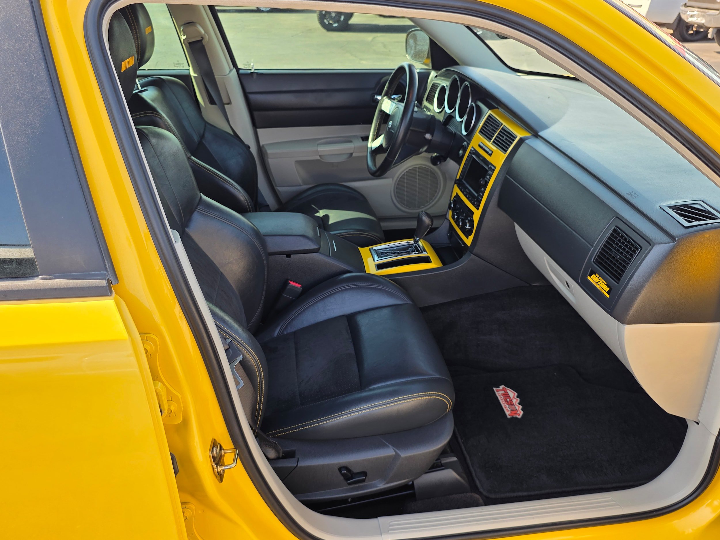 Used 2006 Dodge Charger R/T RWD image 25