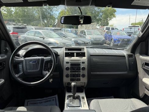 Used 2011 Ford Escape XLT AWD/4WD image 16