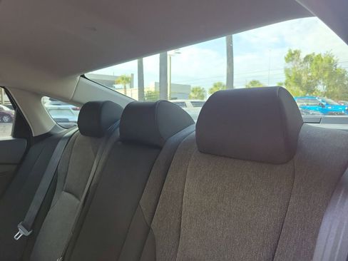 Certified 2023 Honda Accord EX image 15