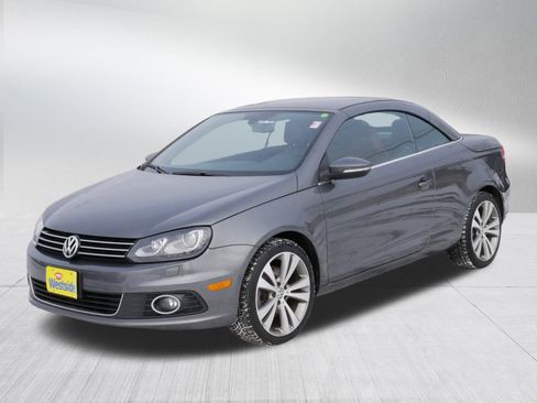 Used 2013 Volkswagen Eos Lux image 3