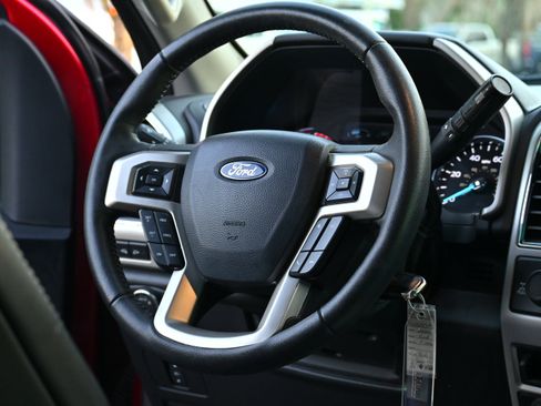 Used 2020 Ford F250 Lariat image 10