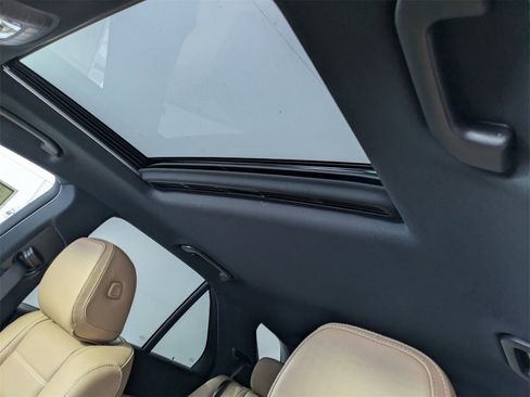 New 2025 Mercedes-Benz GLE 450 4MATIC image 9