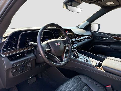 Used 2021 Cadillac Escalade Sport Platinum AWD/4WD image 9