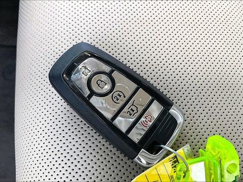 Used 2023 Lincoln Nautilus Reserve w/ Equipment Group 201A image 36