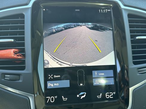 Used 2022 Volvo XC90 T5 Momentum w/ Climate Package image 37