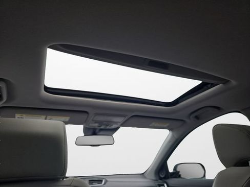 Used 2017 Honda CR-V EX-L image 12