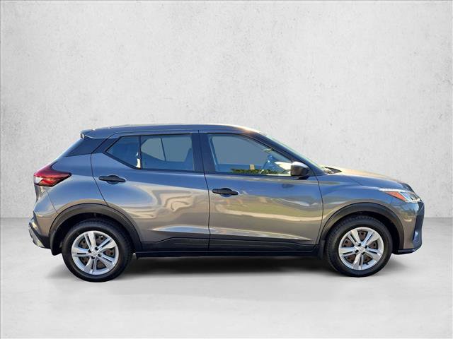 Used 2021 Nissan Kicks S FWD image 4
