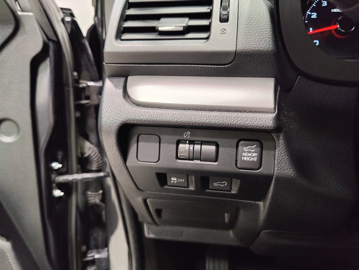 Used 2015 Subaru Forester 2.0XT Touring w/ Eyesight & Navigation System AWD/4WD image 26