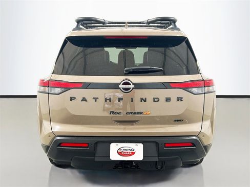 Used 2024 Nissan Pathfinder Rock Creek image 5