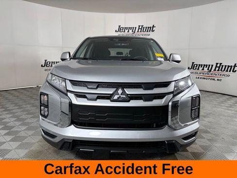 Used 2025 Mitsubishi Outlander Sport 2.0 S image 3