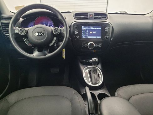 Used 2019 Kia Soul + FWD image 22