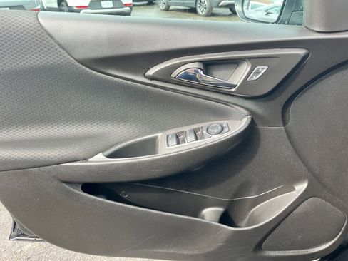 Used 2024 Chevrolet Malibu LT image 18