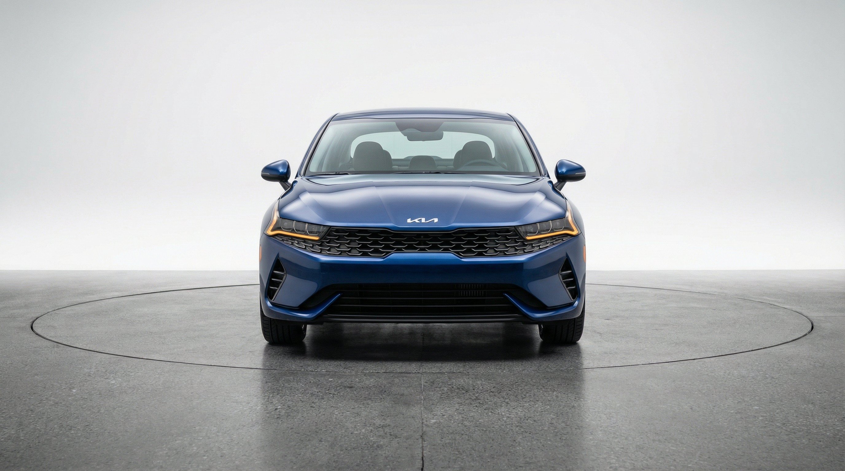 Used 2025 Kia K4 FWD image 2