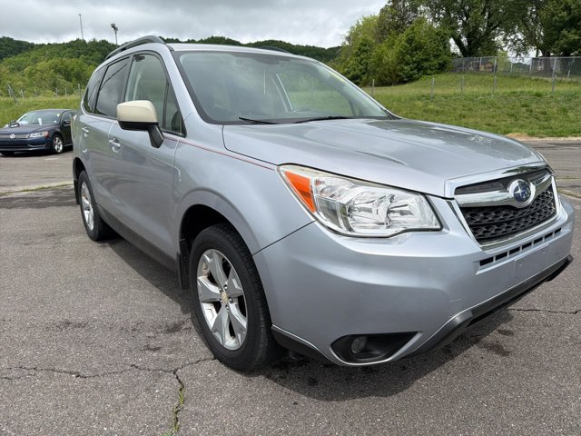 Used 2016 Subaru Forester 2.5i Premium AWD/4WD image 2