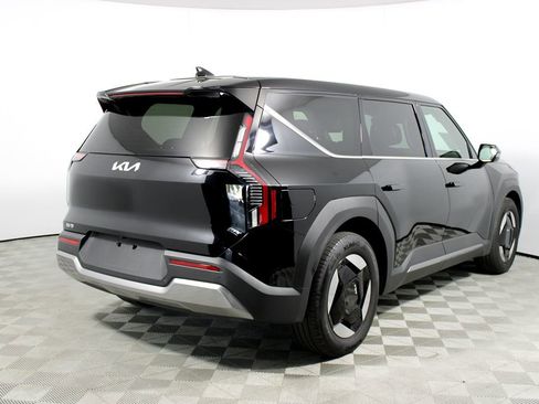 Used 2025 Kia EV9 Light Long Range image 45