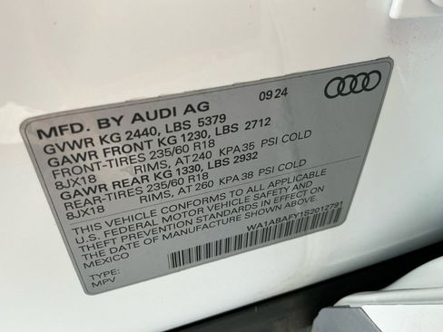 Used 2025 Audi Q5 2.0T Premium AWD/4WD image 35