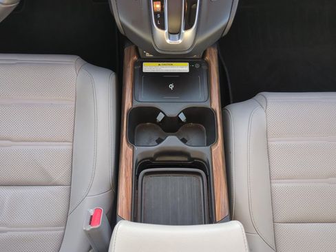 Used 2022 Honda CR-V Touring image 18