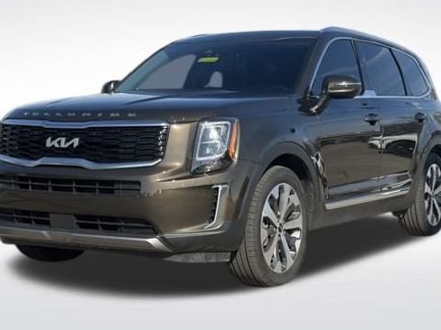 Certified 2022 Kia Telluride EX w/ EX Premium Package image 24