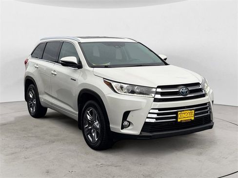 Used 2018 Toyota Highlander Limited image 1