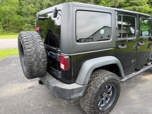 Used 2014 Jeep Wrangler Unlimited Sport w/ Quick Order Package 24S AWD/4WD image 14