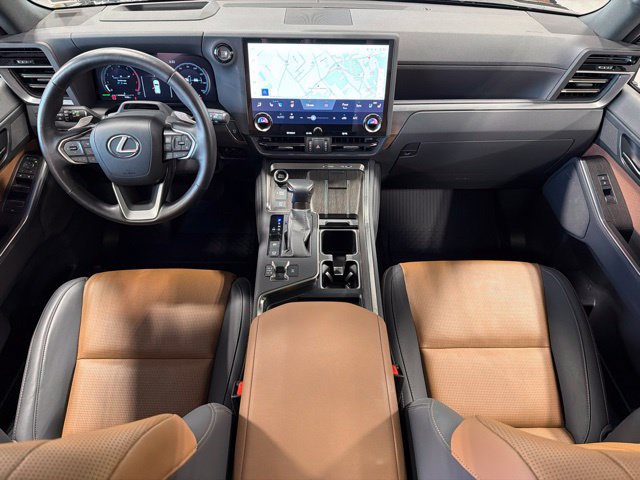 Used 2024 Lexus GX 550 w/ Accessory Package (Z1) AWD/4WD image 25
