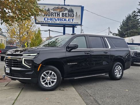 New 2026 Chevrolet Suburban LS image 1