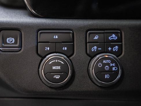 Used 2025 Chevrolet Silverado 2500 LT w/ Trail Boss Package image 51