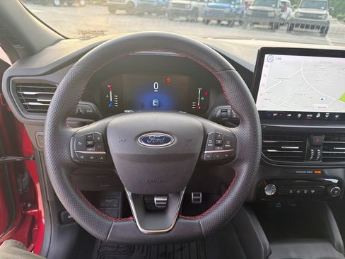 Used 2023 Ford Escape ST-Line w/ Tech Pack #1 FWD image 22