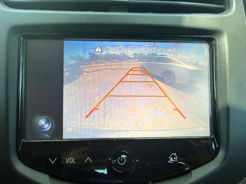 Used 2015 Chevrolet Trax LS FWD image 34