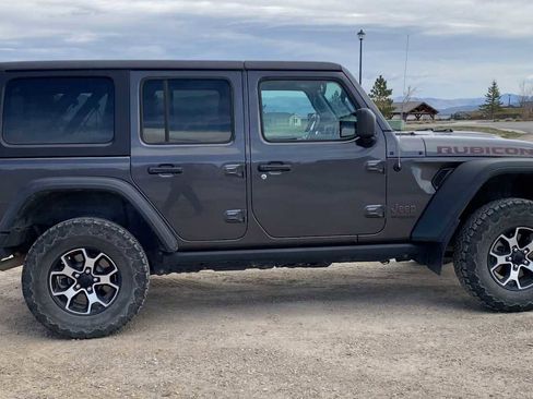 Certified 2022 Jeep Wrangler Unlimited Rubicon w/ Safety Group AWD/4WD image 5