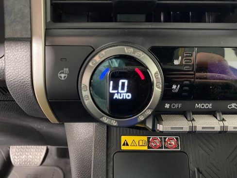 New 2025 Toyota Tacoma Trailhunter image 18