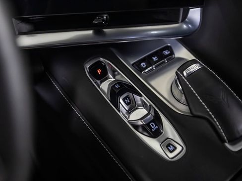 Used 2022 Chevrolet Corvette Stingray Premium Conv w/ Z51 Performance Package RWD image 28