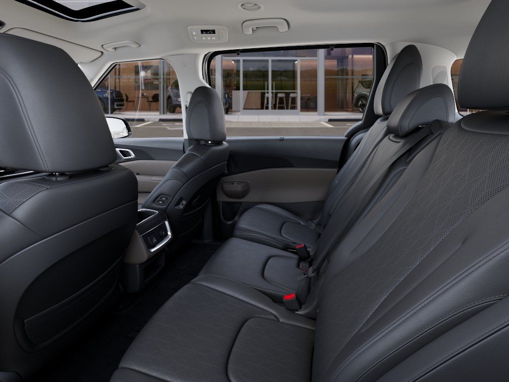 New 2026 Kia Carnival SX FWD image 18