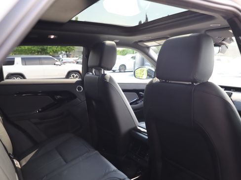 Used 2024 Land Rover Range Rover Evoque S AWD/4WD image 11