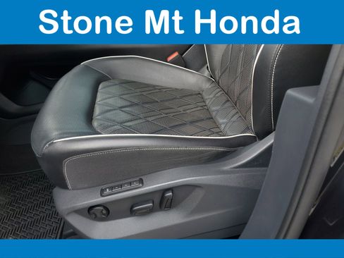 Used 2024 Volkswagen Atlas SEL Premium R-Line AWD/4WD image 21