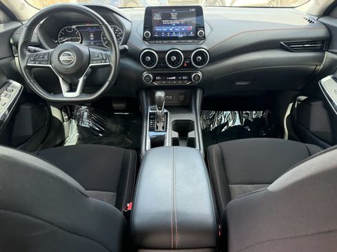 Certified 2021 Nissan Sentra SR FWD image 17