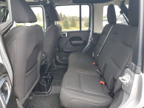 Used 2021 Jeep Wrangler Unlimited Willys image 27