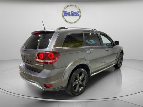 Used 2020 Dodge Journey Crossroad w/ Popular Equipment Group FWD image 5