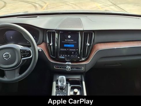 Used 2023 Volvo XC60 B5 Ultimate w/ Climate Package image 23
