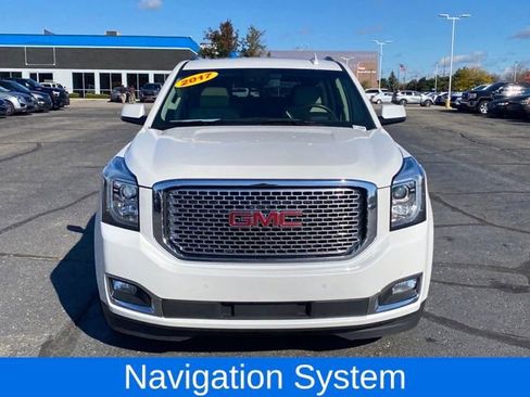 Used 2017 GMC Yukon Denali w/ Open Road Package image 2