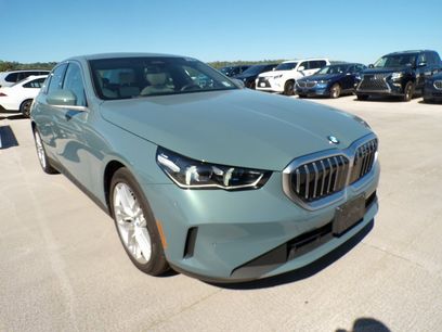 Certified 2025 BMW 530i xDrive w/ Premium Package