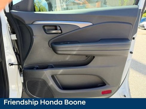 Used 2025 Honda Passport EX-L image 51