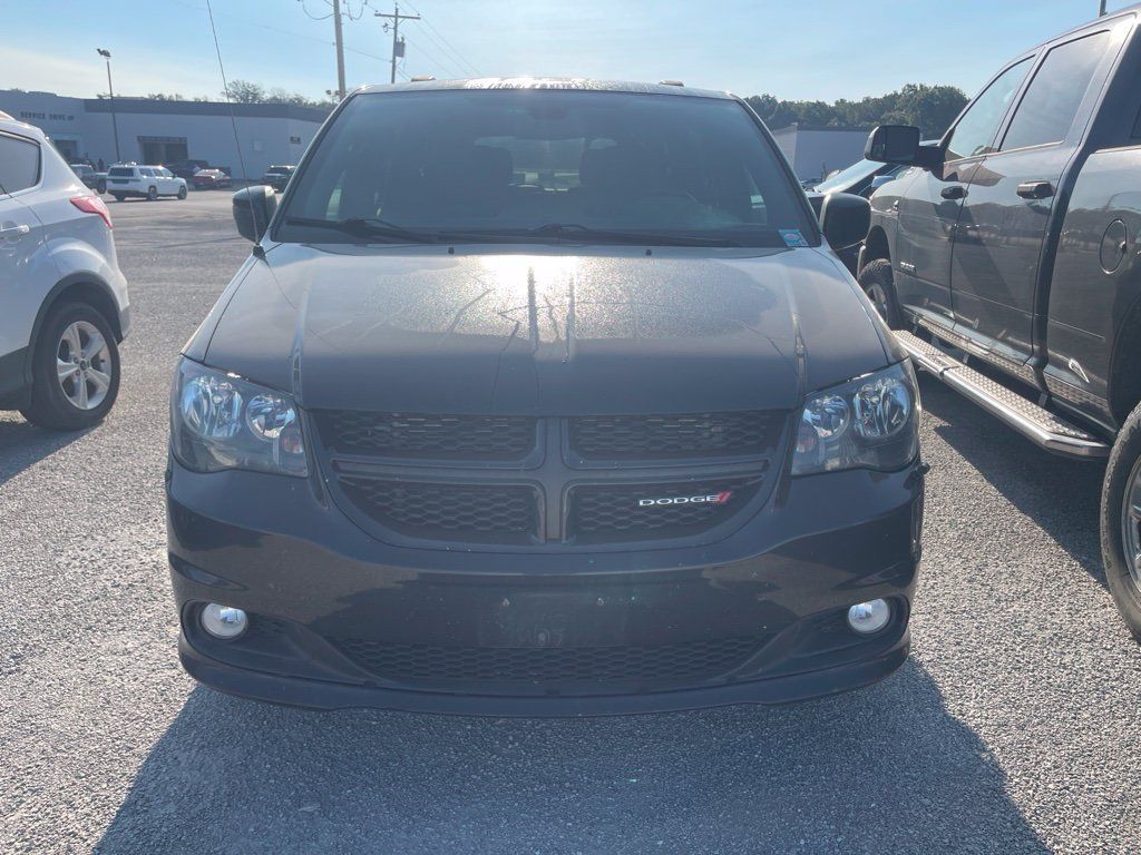 Used 2020 Dodge Grand Caravan SE FWD image 4