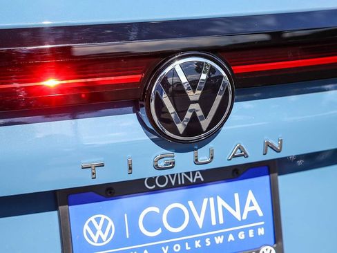 New 2026 Volkswagen Tiguan SE image 11
