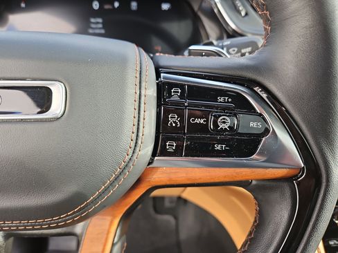 Used 2023 Jeep Grand Cherokee L Summit image 19