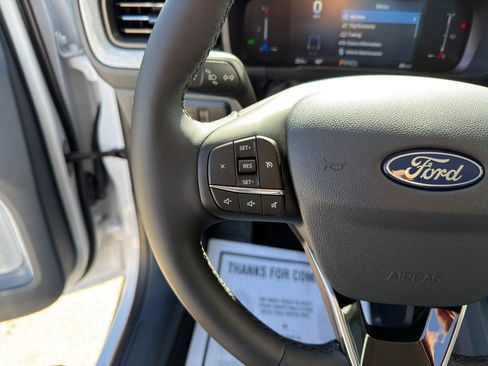 New 2025 Ford Maverick XLT w/ XLT Luxury Package image 35