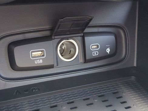 New 2026 Hyundai Venue SEL FWD image 26