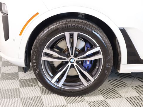 Used 2024 BMW X7 xDrive40i w/ Executive Package image 20